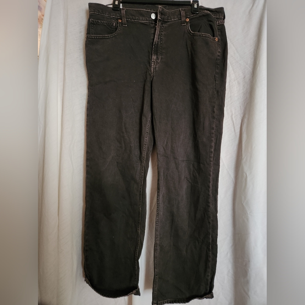 GAP Women's Straight Jeans in Black